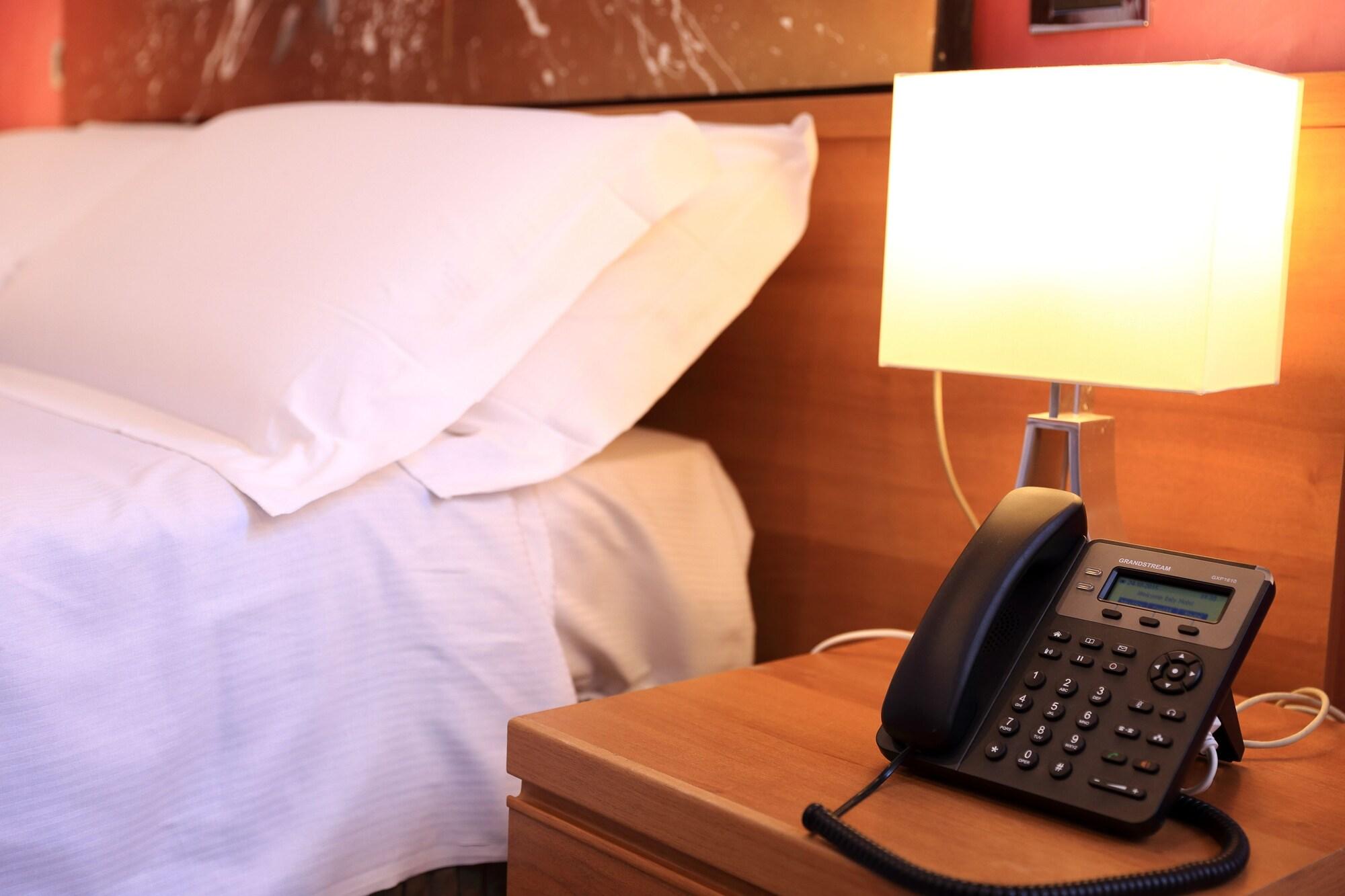 Mirko Luxury Inn โรม ภายนอก รูปภาพ