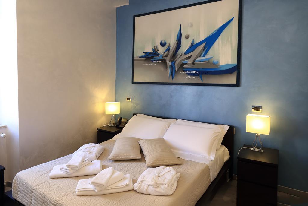 Mirko Luxury Inn โรม ภายนอก รูปภาพ