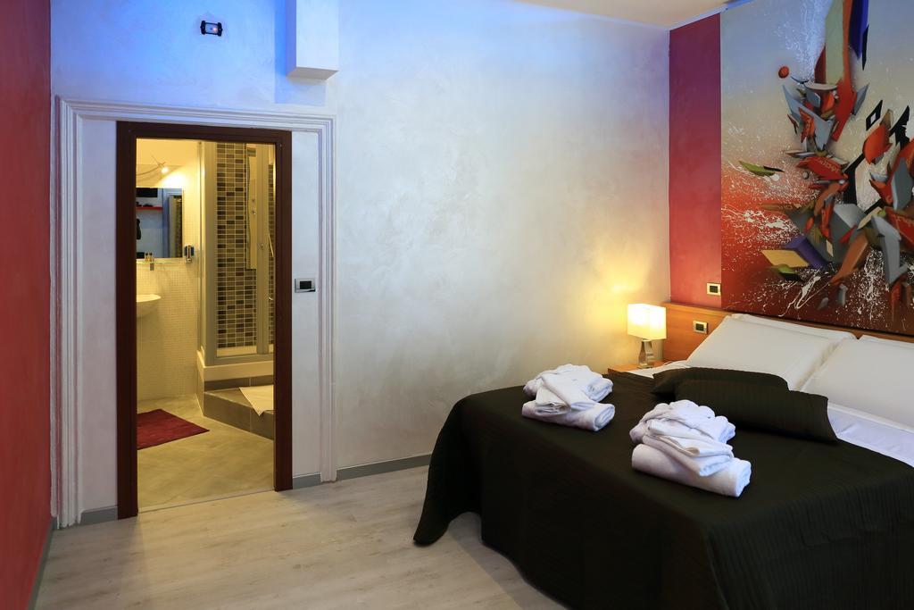 Mirko Luxury Inn โรม ภายนอก รูปภาพ