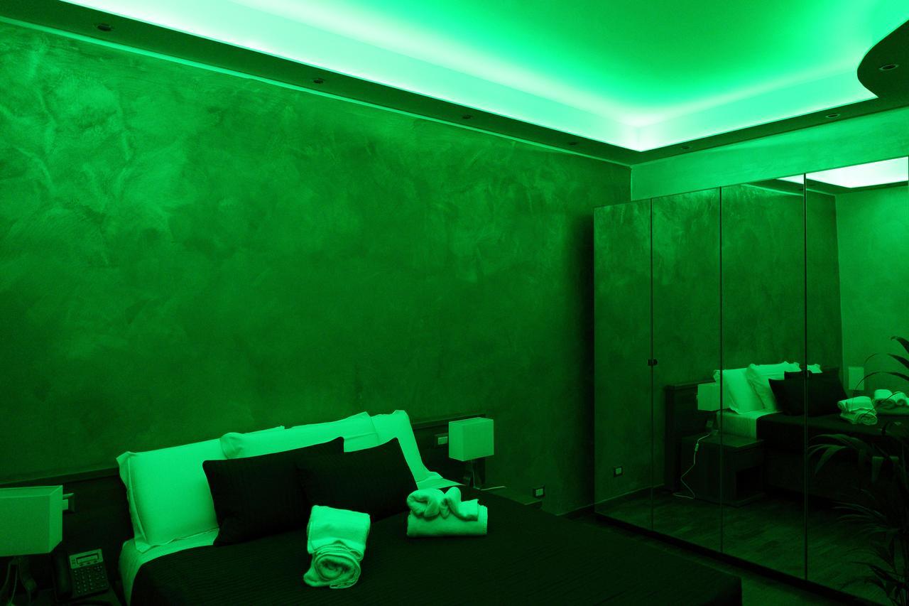 Mirko Luxury Inn โรม ภายนอก รูปภาพ