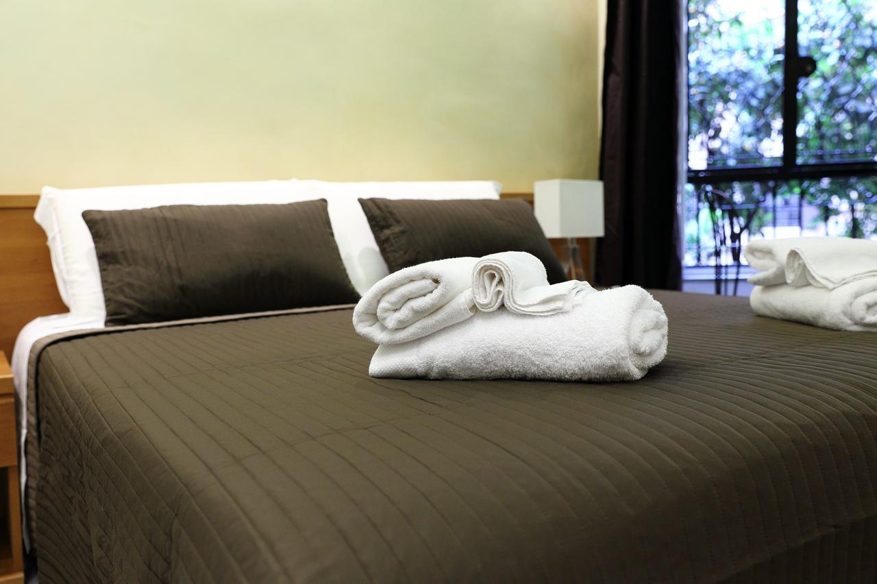 Mirko Luxury Inn โรม ภายนอก รูปภาพ