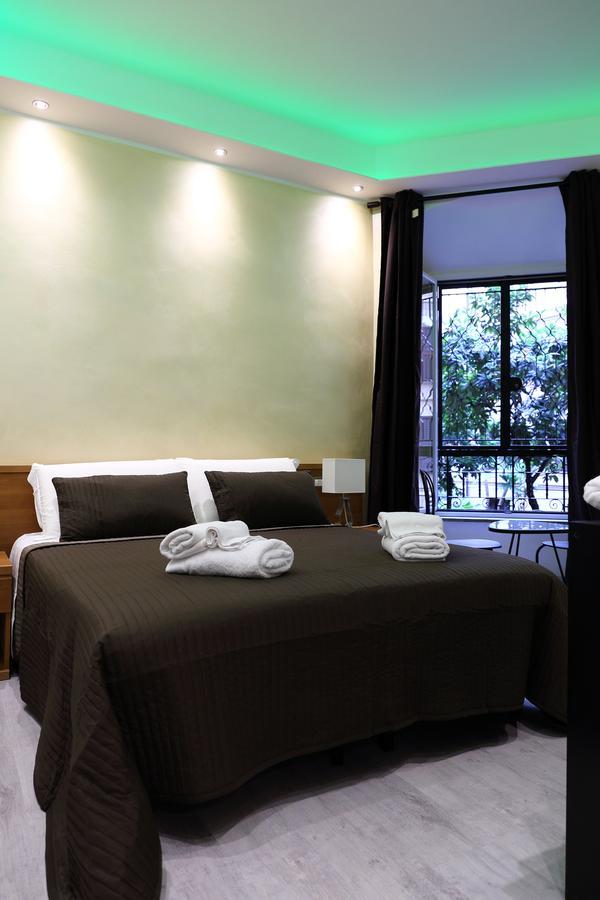 Mirko Luxury Inn โรม ภายนอก รูปภาพ